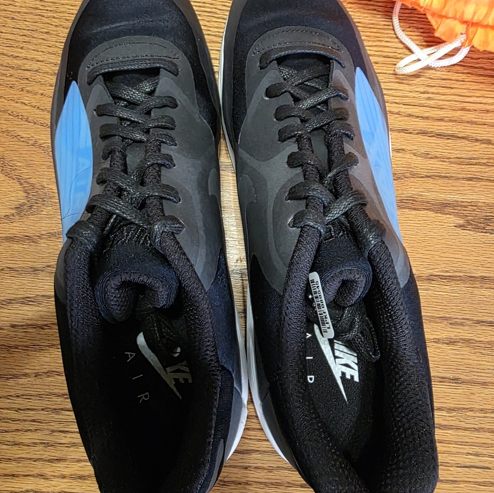 Air Max 90 Black Sneakers  Blue Accents Brand New Without Box Size 10.5